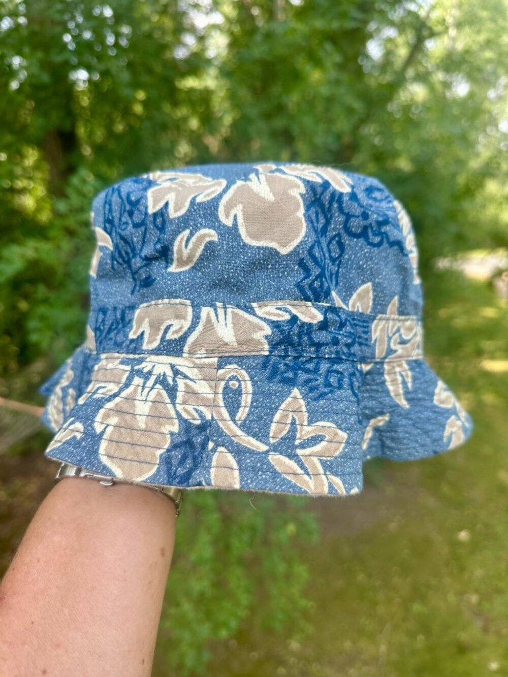 Bucket Hat Hawaiian Print